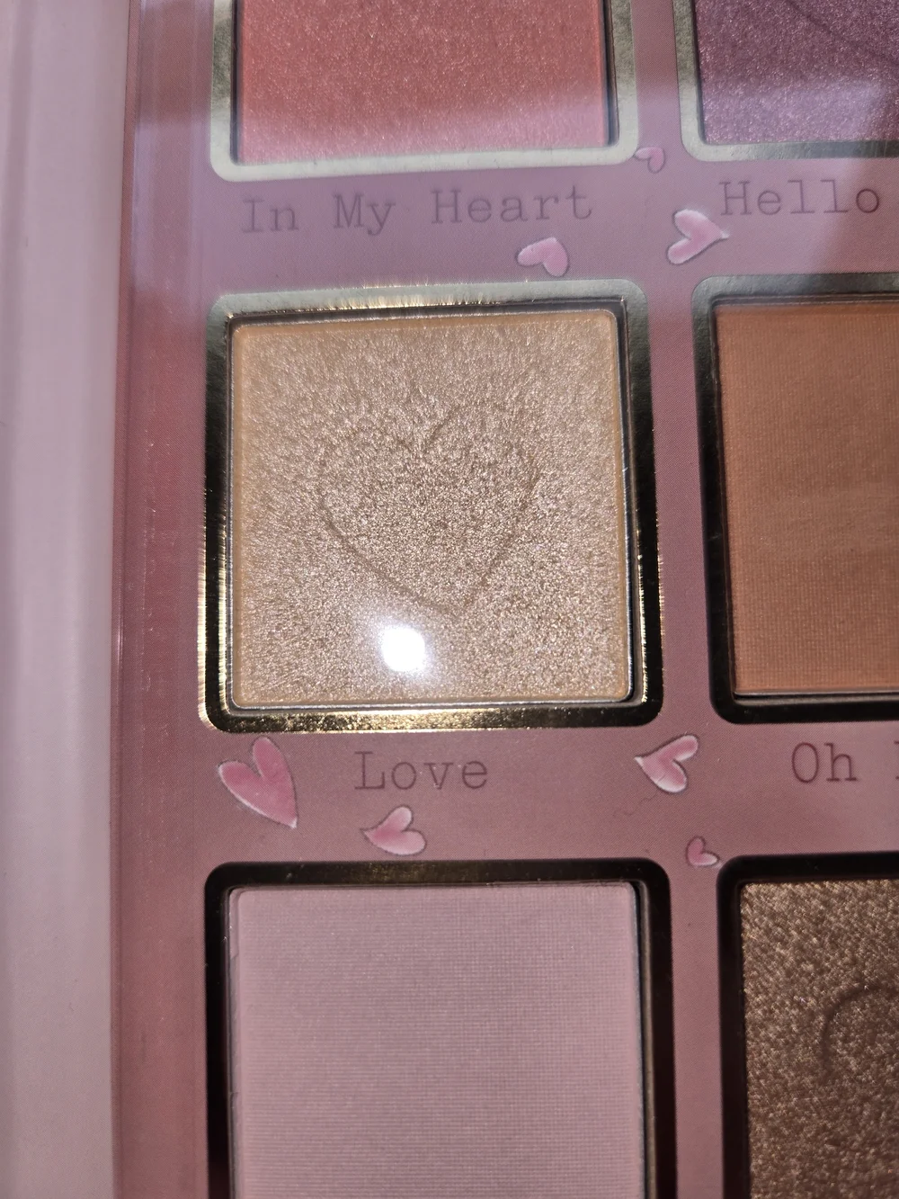 Disney Winnie the Pooh Pink Hearts Eyeshadow Palette